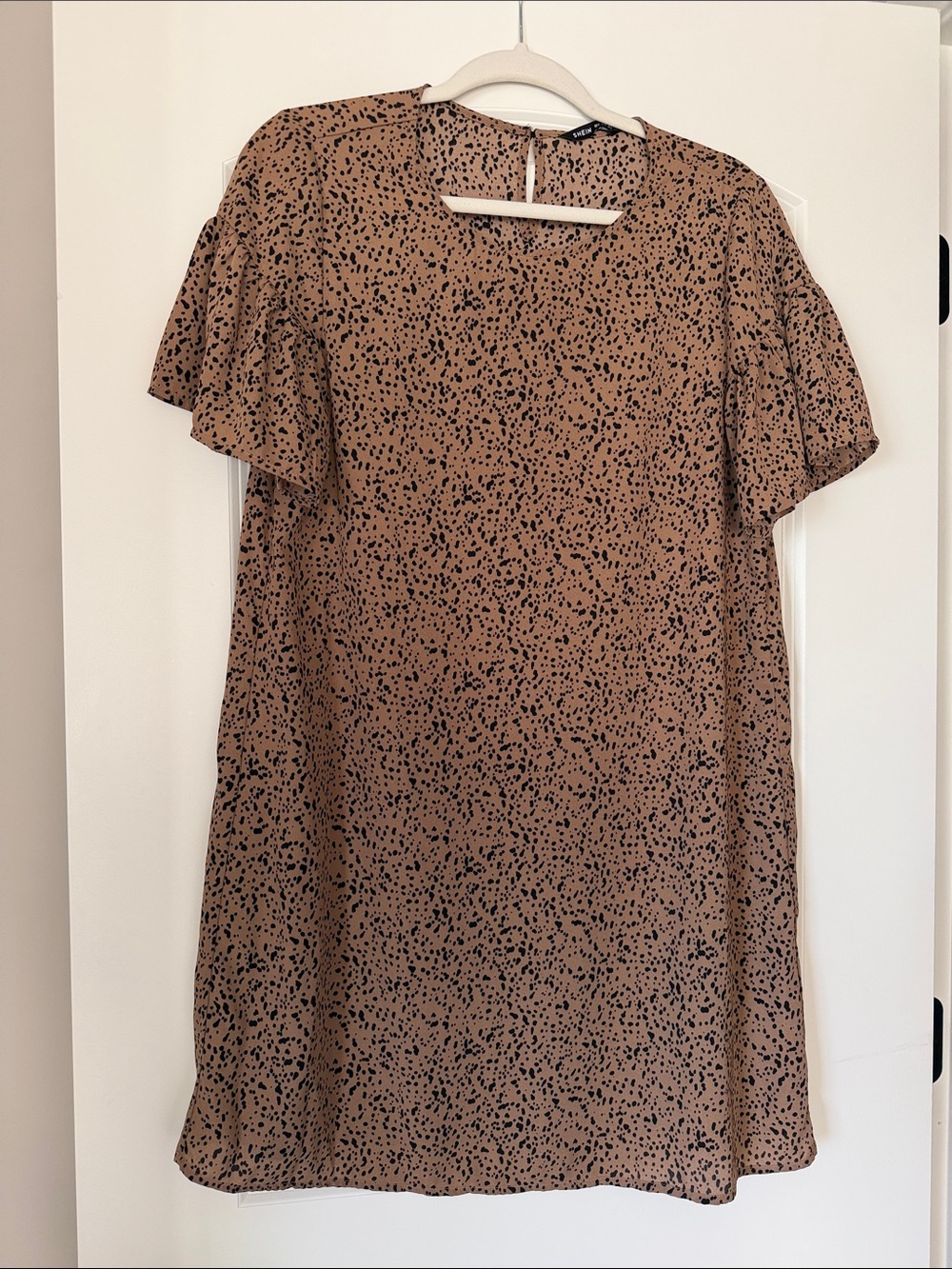 Speckled Short Sleeve Mini Dress in Brown